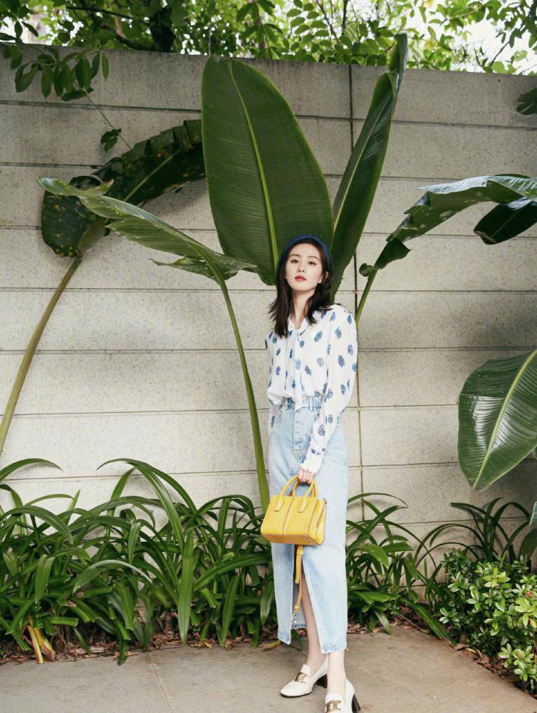 ��ʫʫ���˽ڴ���ɫ��ȹ������ˣ����糤����������������